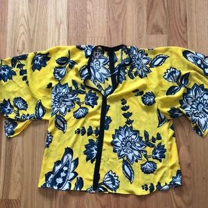 Zara flowy yellow top!